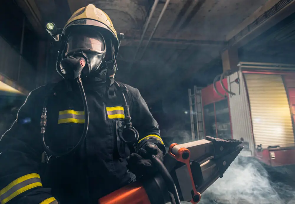 The 10 Best Firefight Helmet Lights Reviewed