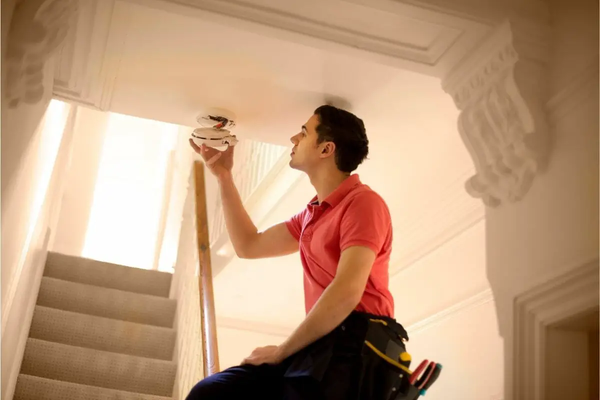 Home Smoke Detector Law: Fire Safety Laws By State