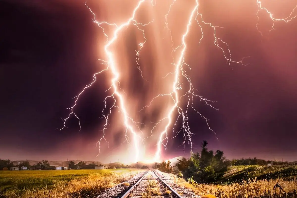 Is Lightning Hotter Than The Sun How Hot Is Lightning 